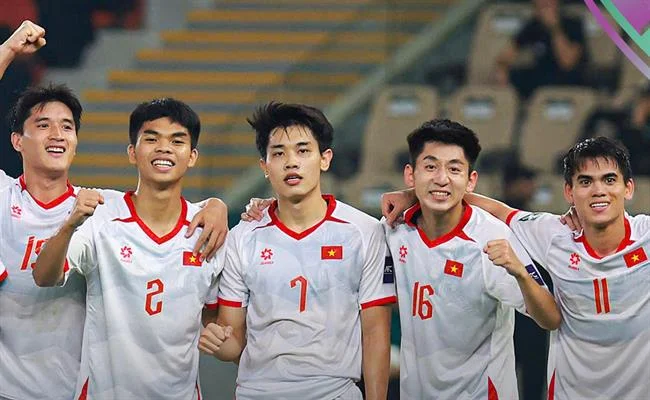 Đá gà trực tuyến 18win
